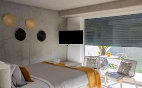 Casa Das Falcoeiras - Estudio Com Terraco Privado